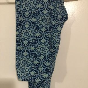 Tall and Curvy LuLaRoe leggings